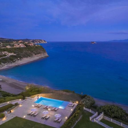 The Seasons Villa Svoronata Dış mekan fotoğraf