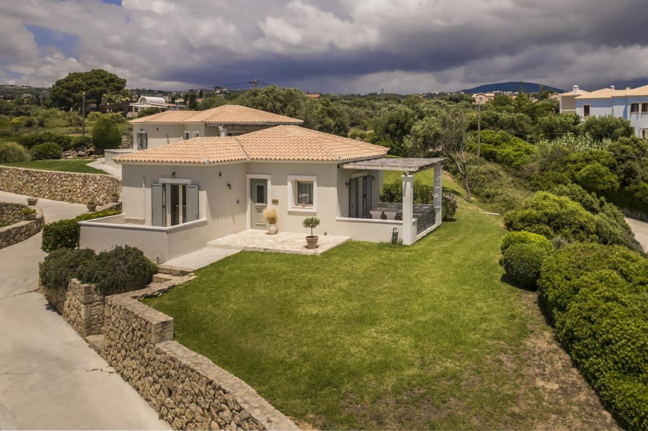The Seasons Villa Svoronata Dış mekan fotoğraf