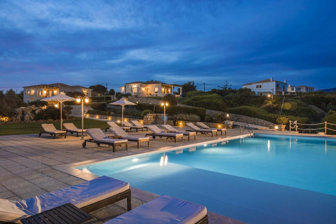 The Seasons Villa Svoronata Dış mekan fotoğraf