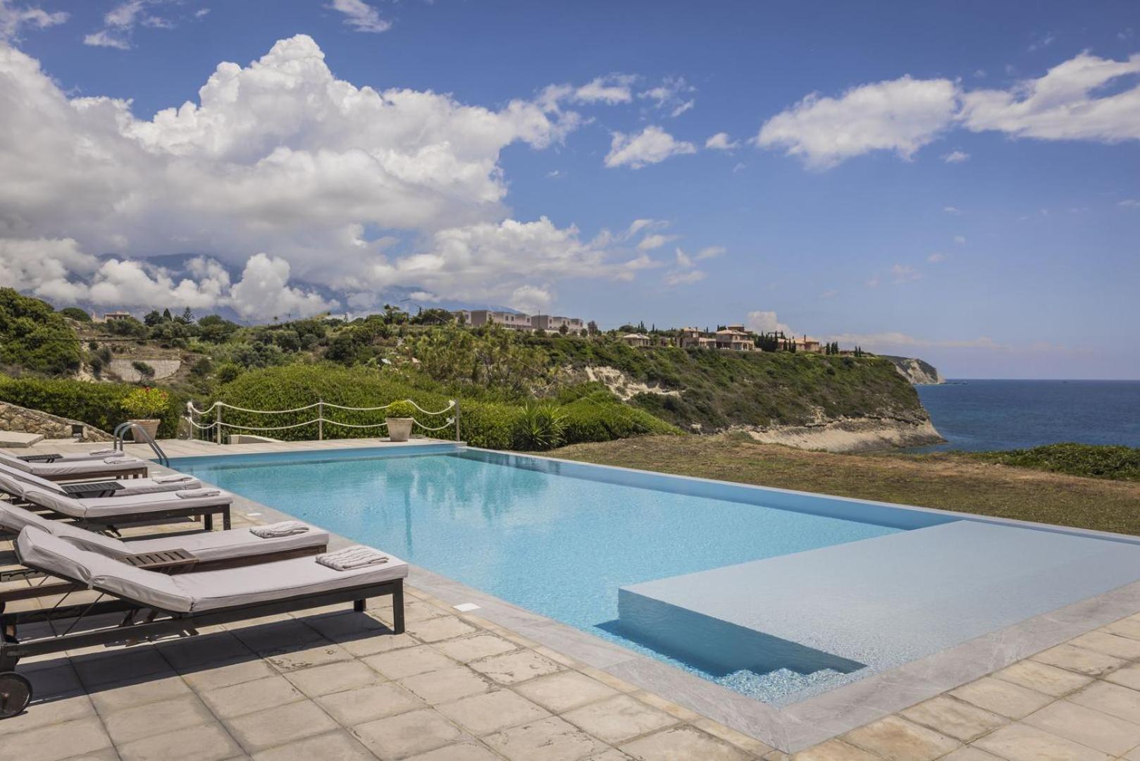 The Seasons Villa Svoronata Dış mekan fotoğraf