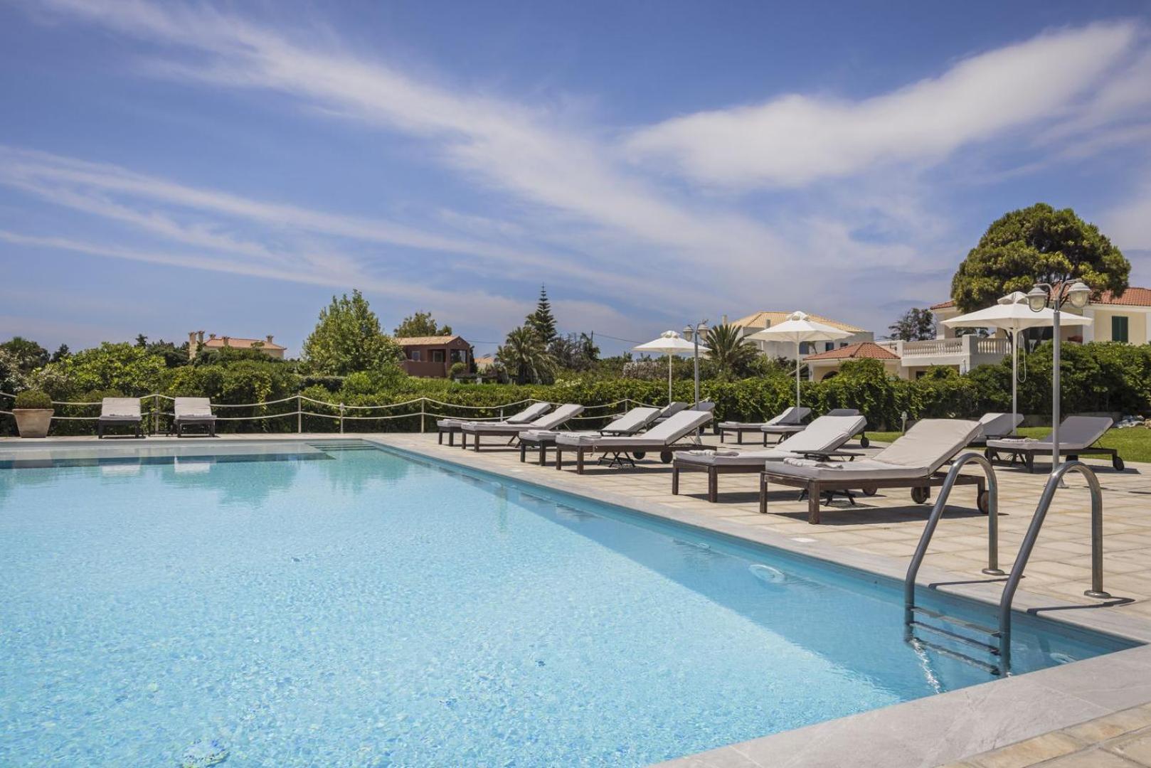 The Seasons Villa Svoronata Dış mekan fotoğraf