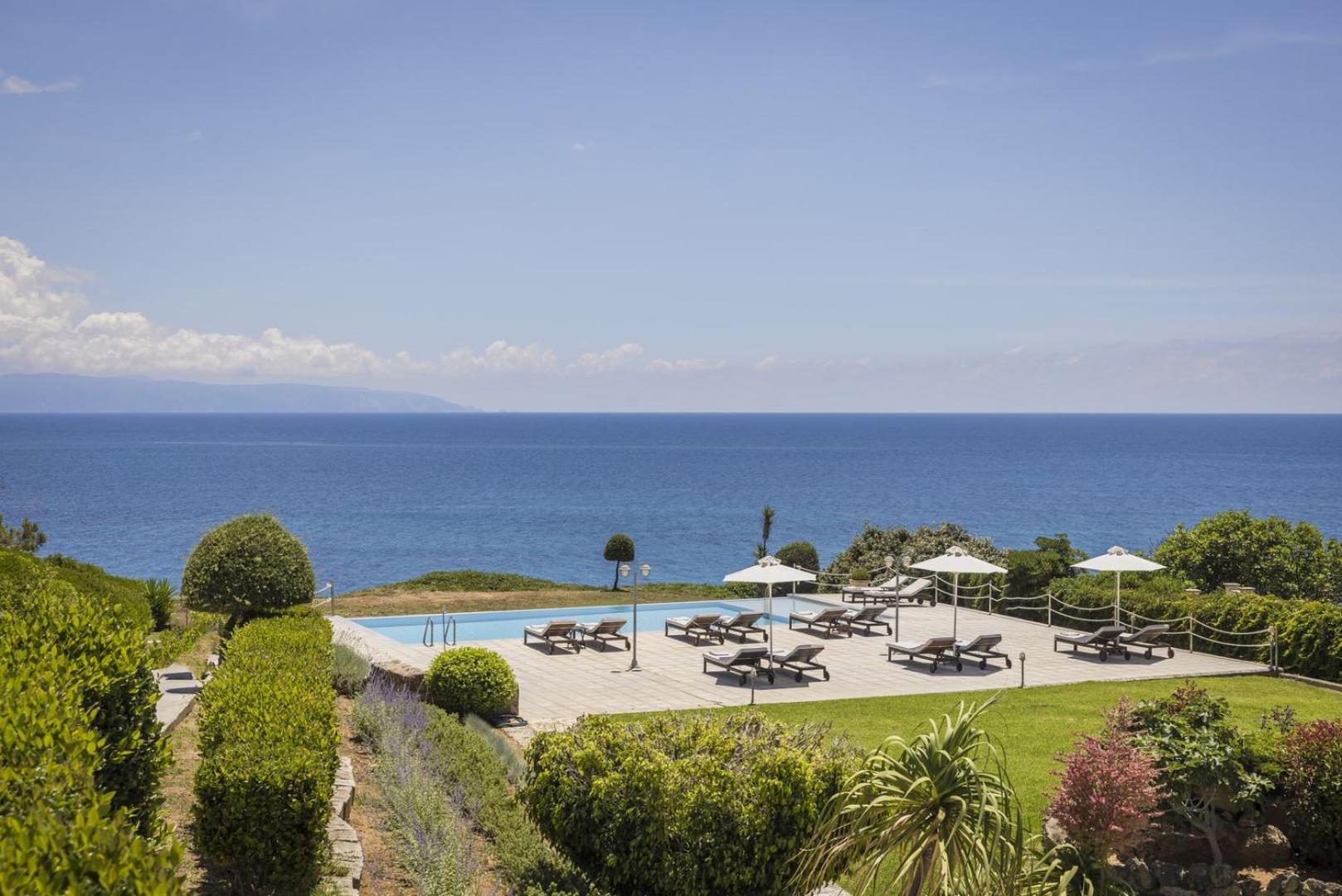 The Seasons Villa Svoronata Dış mekan fotoğraf