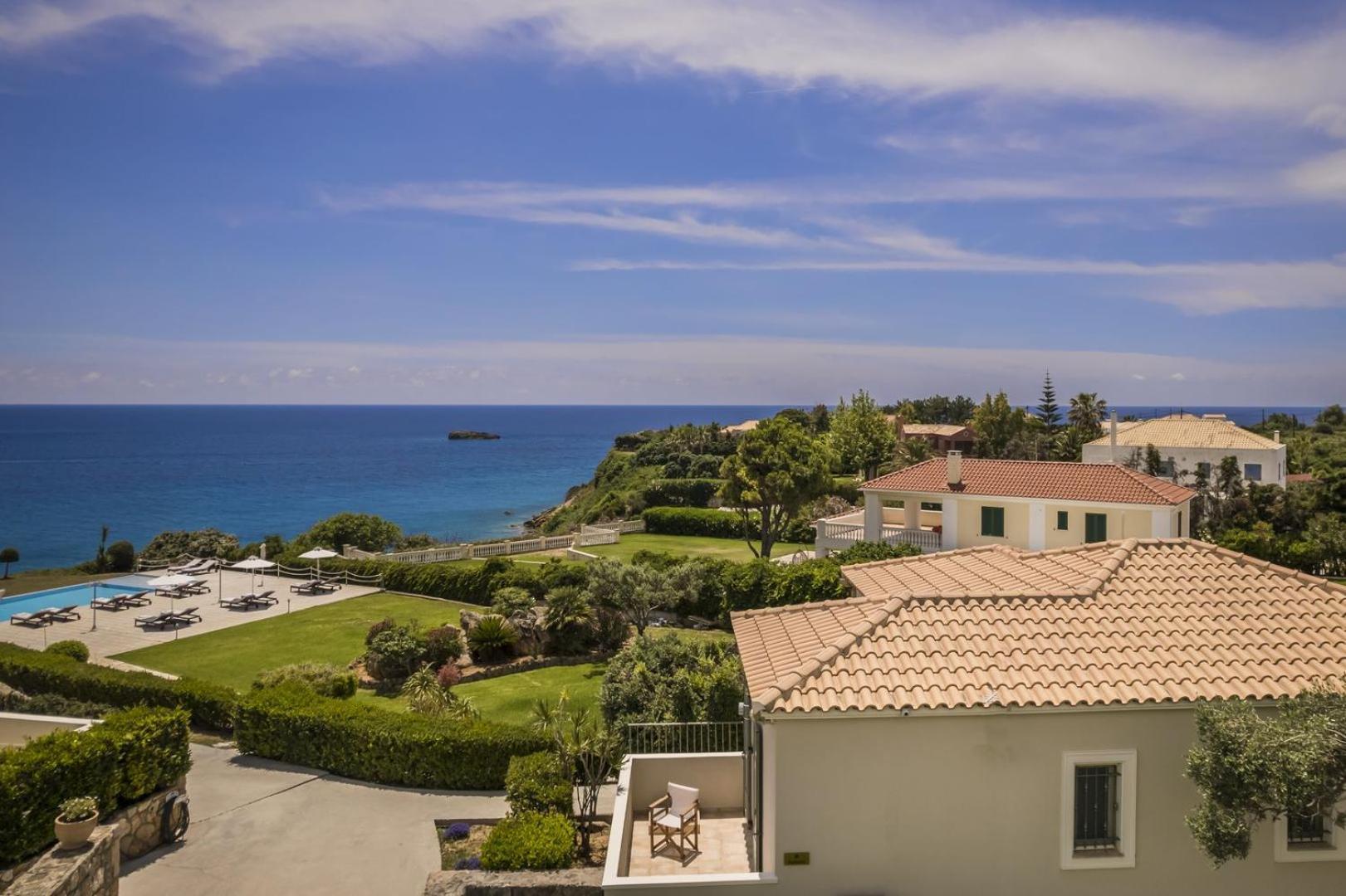 The Seasons Villa Svoronata Dış mekan fotoğraf