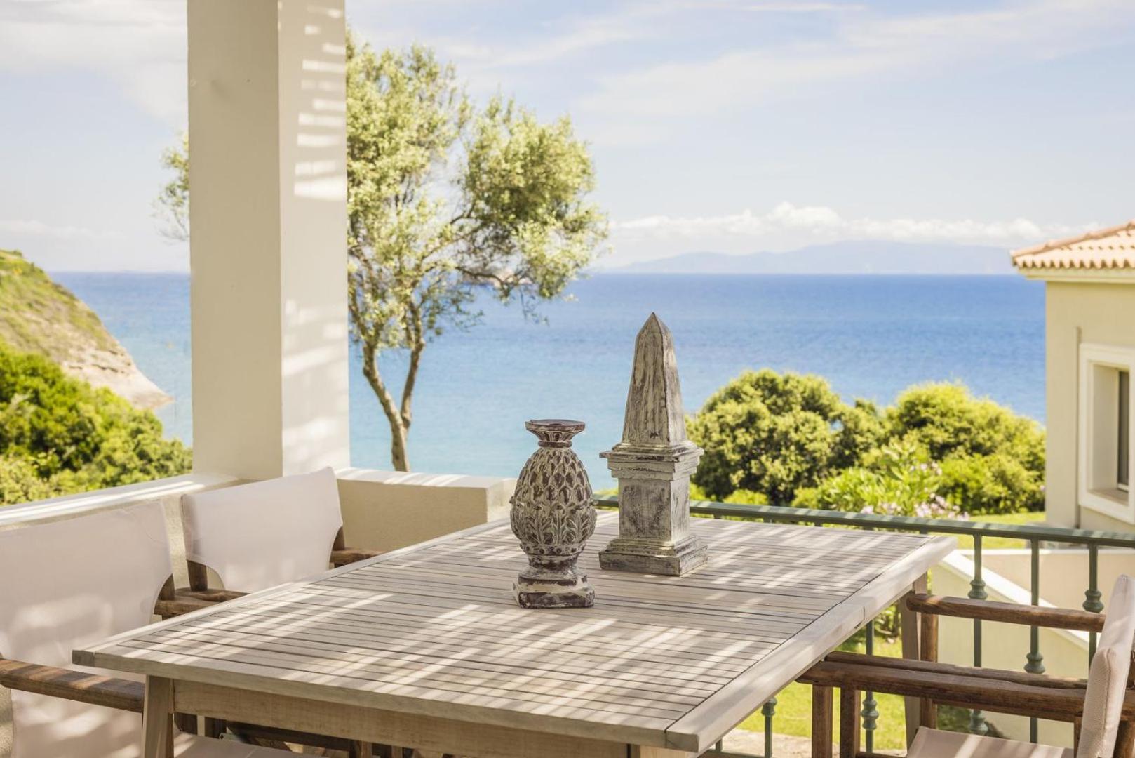 The Seasons Villa Svoronata Dış mekan fotoğraf