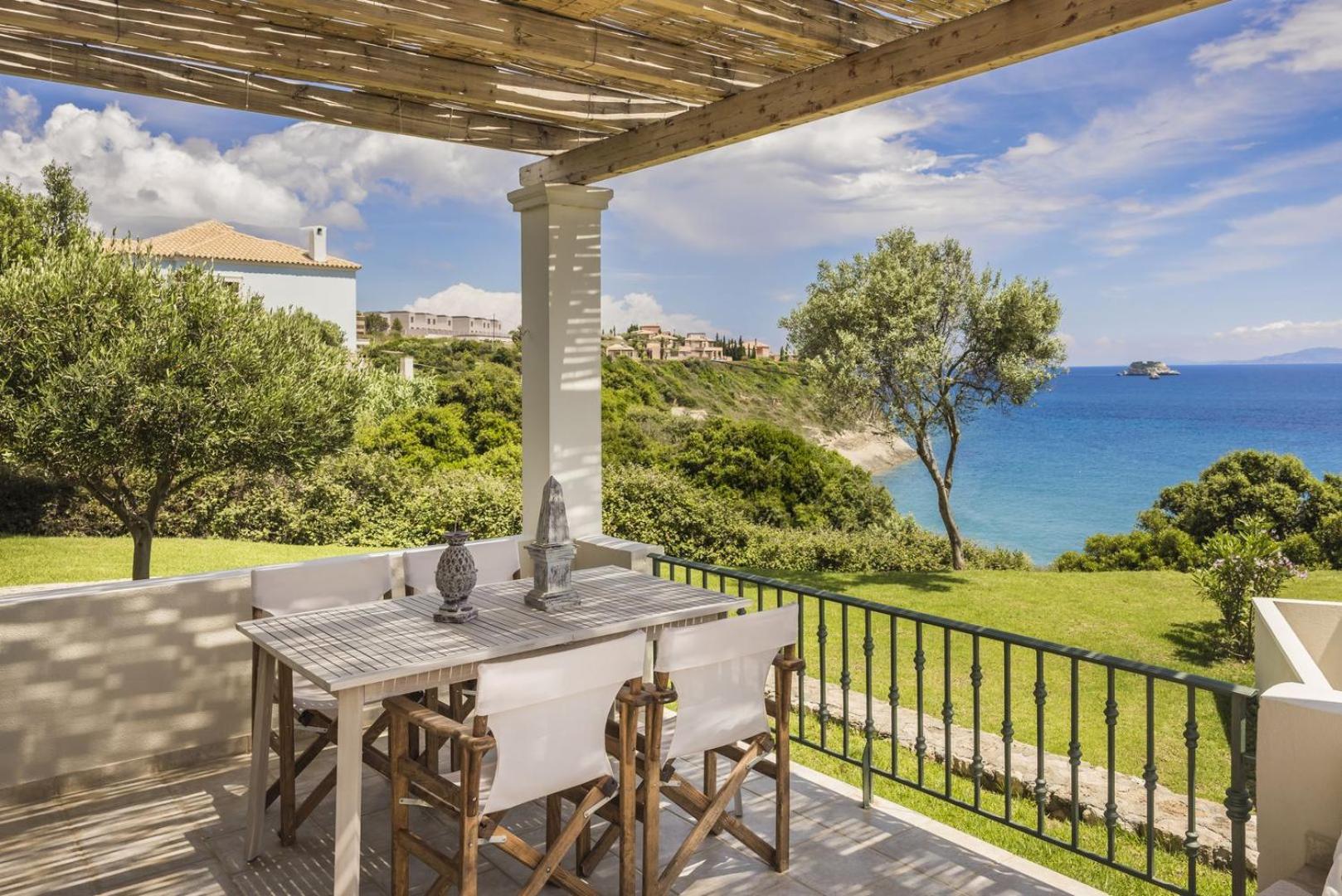 The Seasons Villa Svoronata Dış mekan fotoğraf